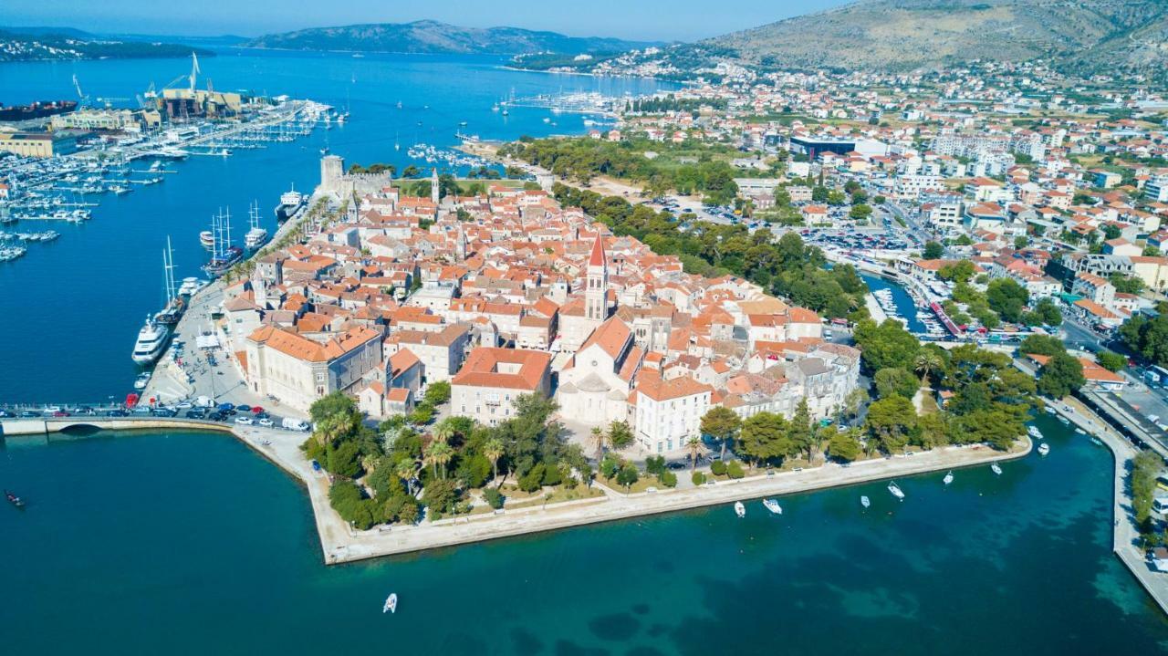 Magnolia 4* Luxury In Town Center * Trogir